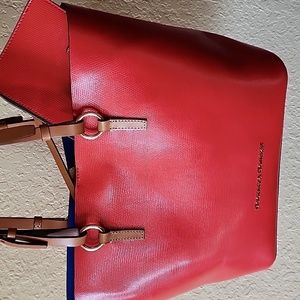 Dooney & Bourke Large Tote NWOT 🎉 orange-red gorgeous Fall color